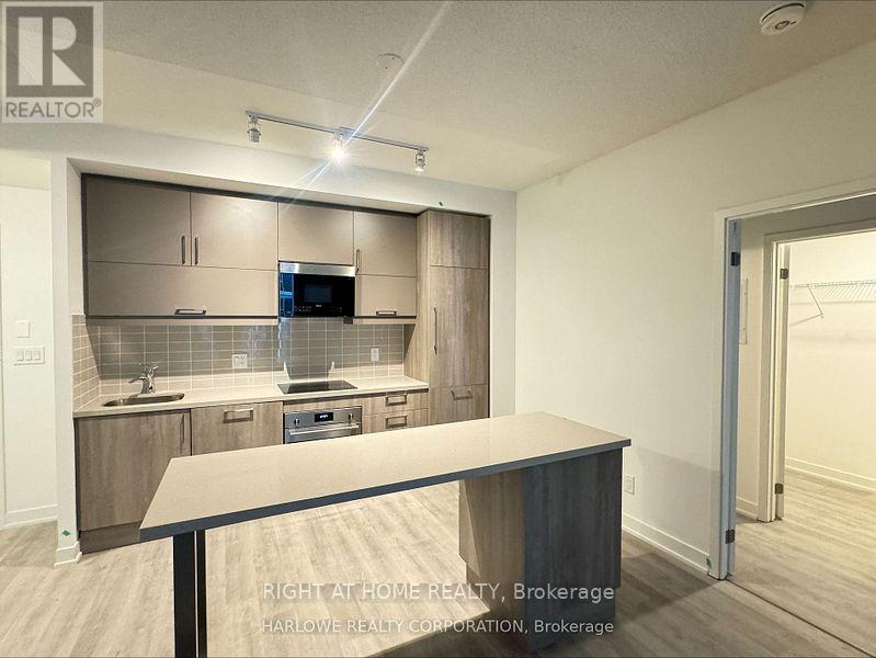 930 - 8119 Birchmount Road, Markham, Ontario  L6G 0H5 - Photo 6 - N13681218