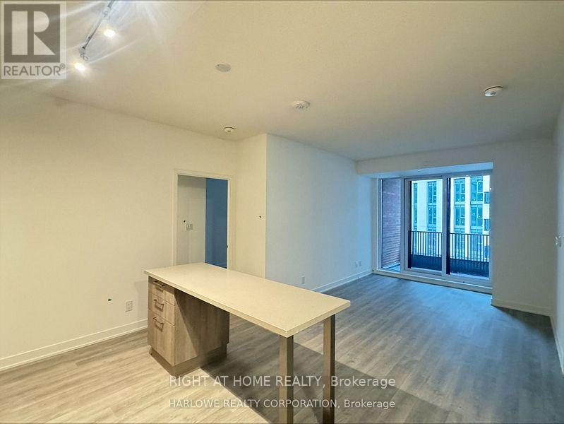 930 - 8119 Birchmount Road, Markham, Ontario  L6G 0H5 - Photo 7 - N13681218