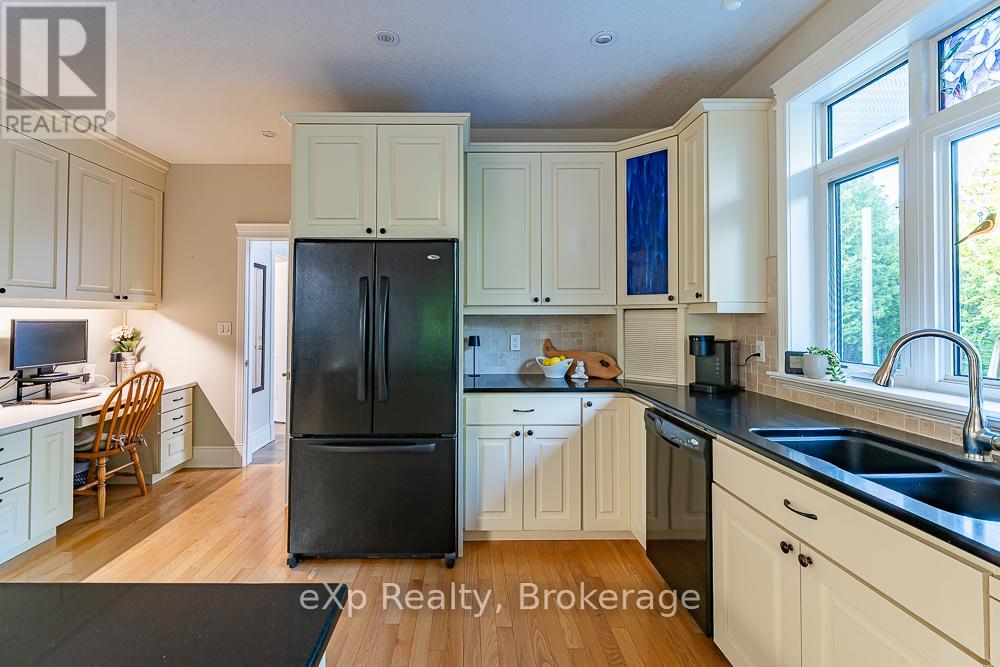 141 Bay Street, South Bruce Peninsula, Ontario  N0H 2T0 - Photo 25 - X13465160