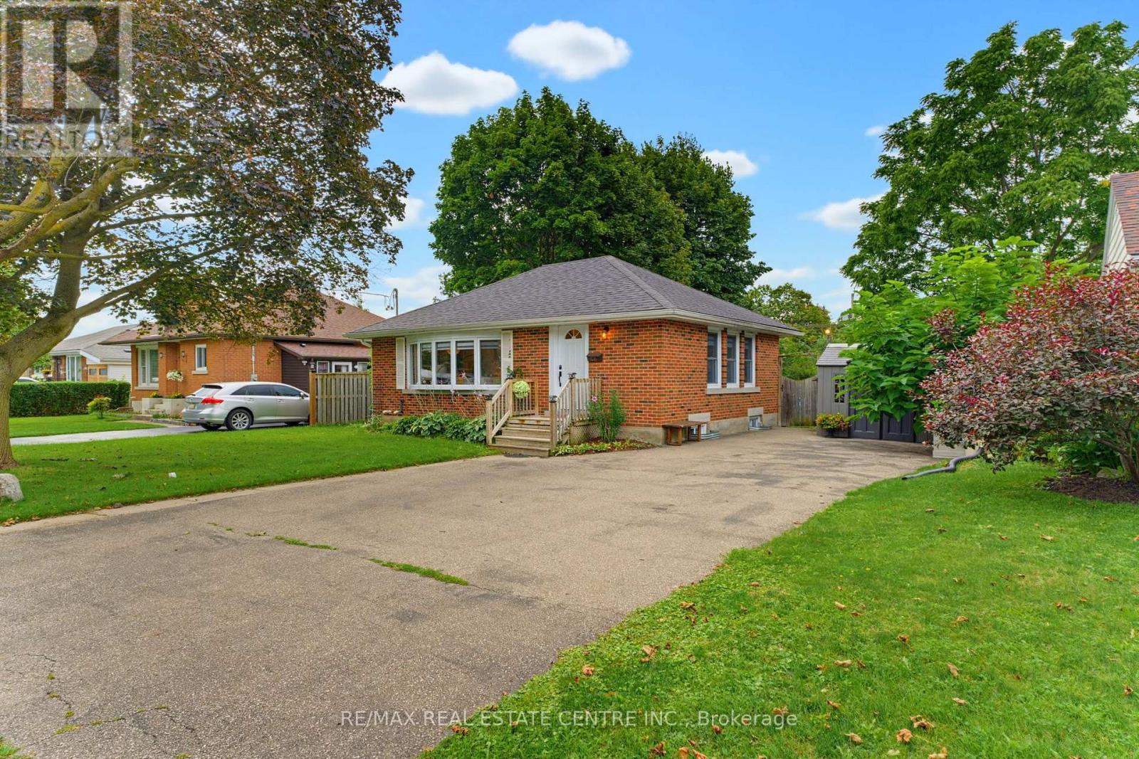 66 Scrimger Avenue, Cambridge, Ontario  N1R 4W3 - Photo 4 - X13681196