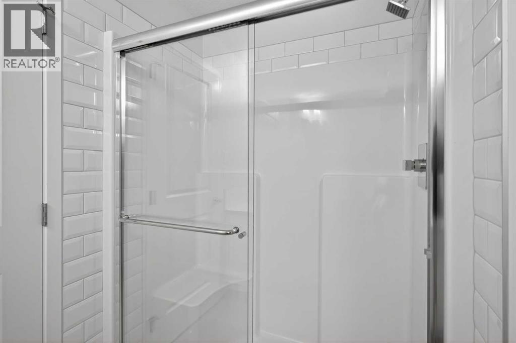 2403, 33 Carringham Gate Nw, Calgary, Alberta  T3P 2H6 - Photo 25 - A2319966