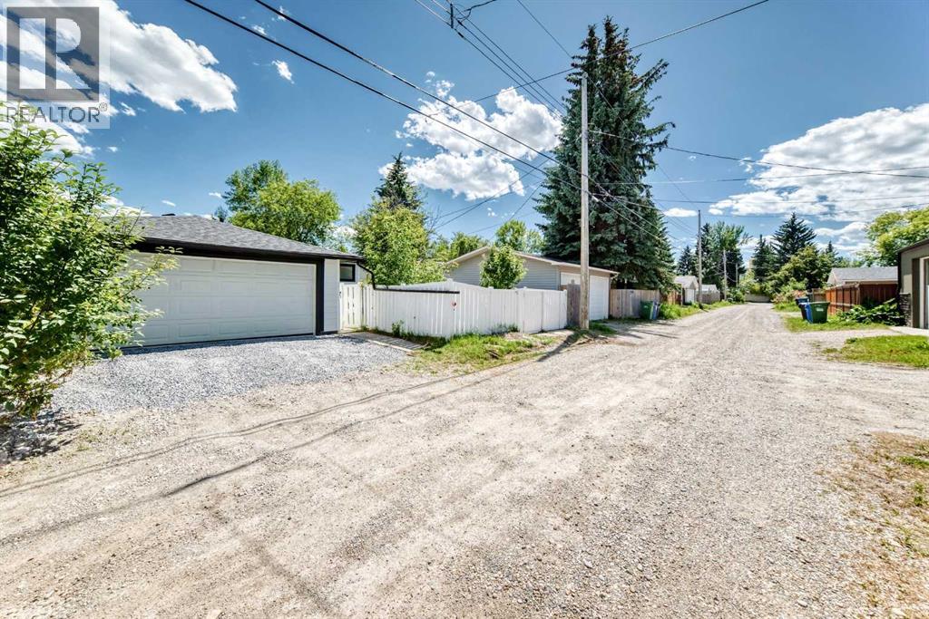 4139 Bowlen Street Nw, Calgary, Alberta  T2L 1P8 - Photo 44 - A2328597