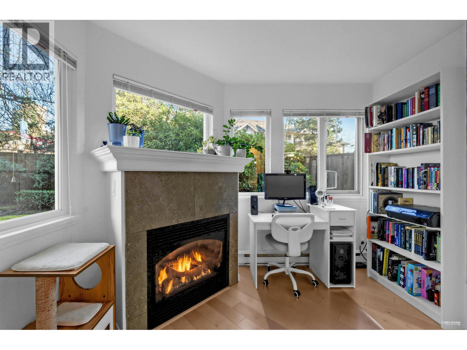 211 7139 18th Avenue, Burnaby, British Columbia  V3N 4Z3 - Photo 12 - R3156173