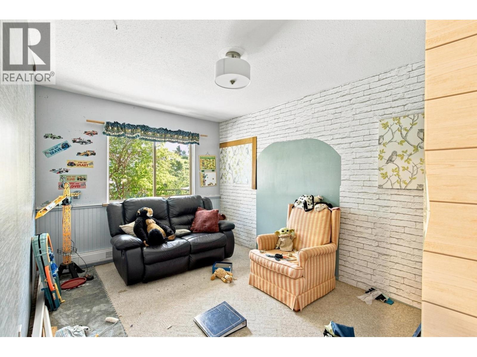 177 Pratt Road, Gibsons, British Columbia  V0N 1V3 - Photo 12 - R3156174