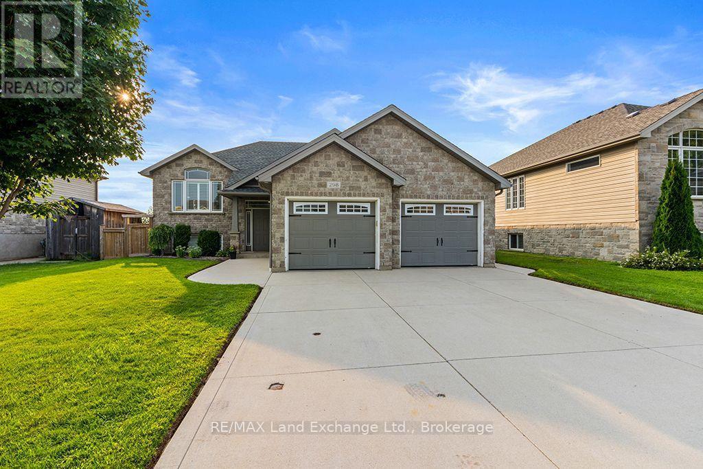 298 STICKEL STREET, Saugeen Shores, Ontario