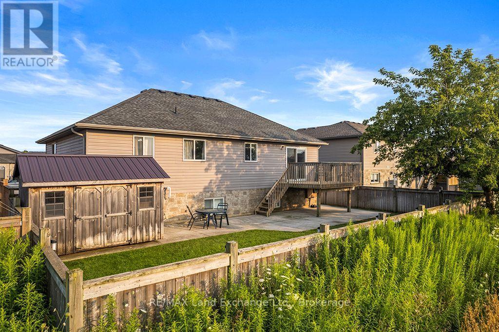 298 Stickel Street, Saugeen Shores, Ontario  N0H 2C1 - Photo 2 - X13681222