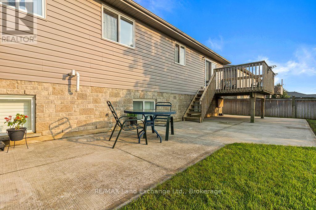 298 Stickel Street, Saugeen Shores, Ontario  N0H 2C1 - Photo 37 - X13681222