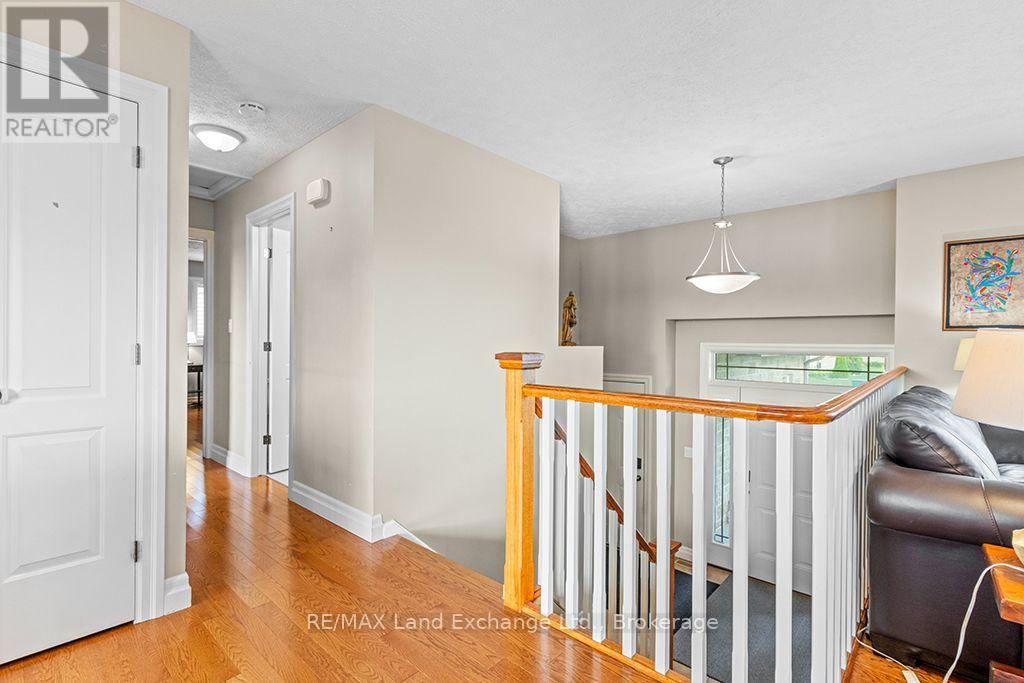 298 Stickel Street, Saugeen Shores, Ontario  N0H 2C1 - Photo 7 - X13681222