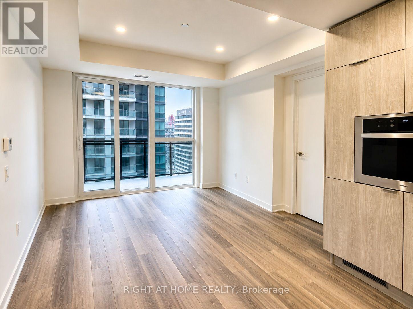 3206 - 39 Roehampton Avenue, Toronto, Ontario M4P 1P9 - Photo 10 - C13681230