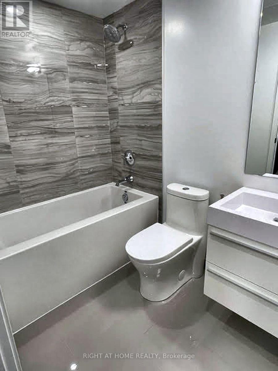 3206 - 39 Roehampton Avenue, Toronto, Ontario M4P 1P9 - Photo 15 - C13681230