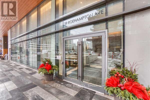 3206 - 39 Roehampton Avenue, Toronto, Ontario M4P 1P9 - Photo 4 - C13681230