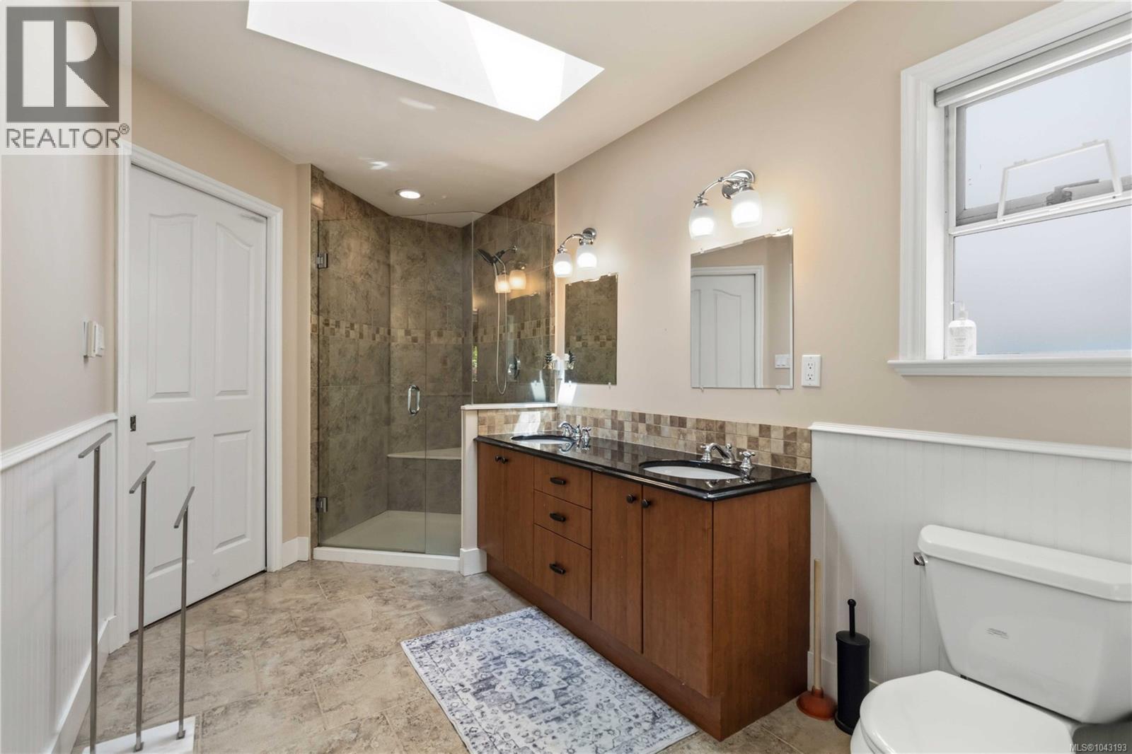 4343 Emily Carr Dr, Saanich, British Columbia  V8X 5E4 - Photo 21 - 1043193