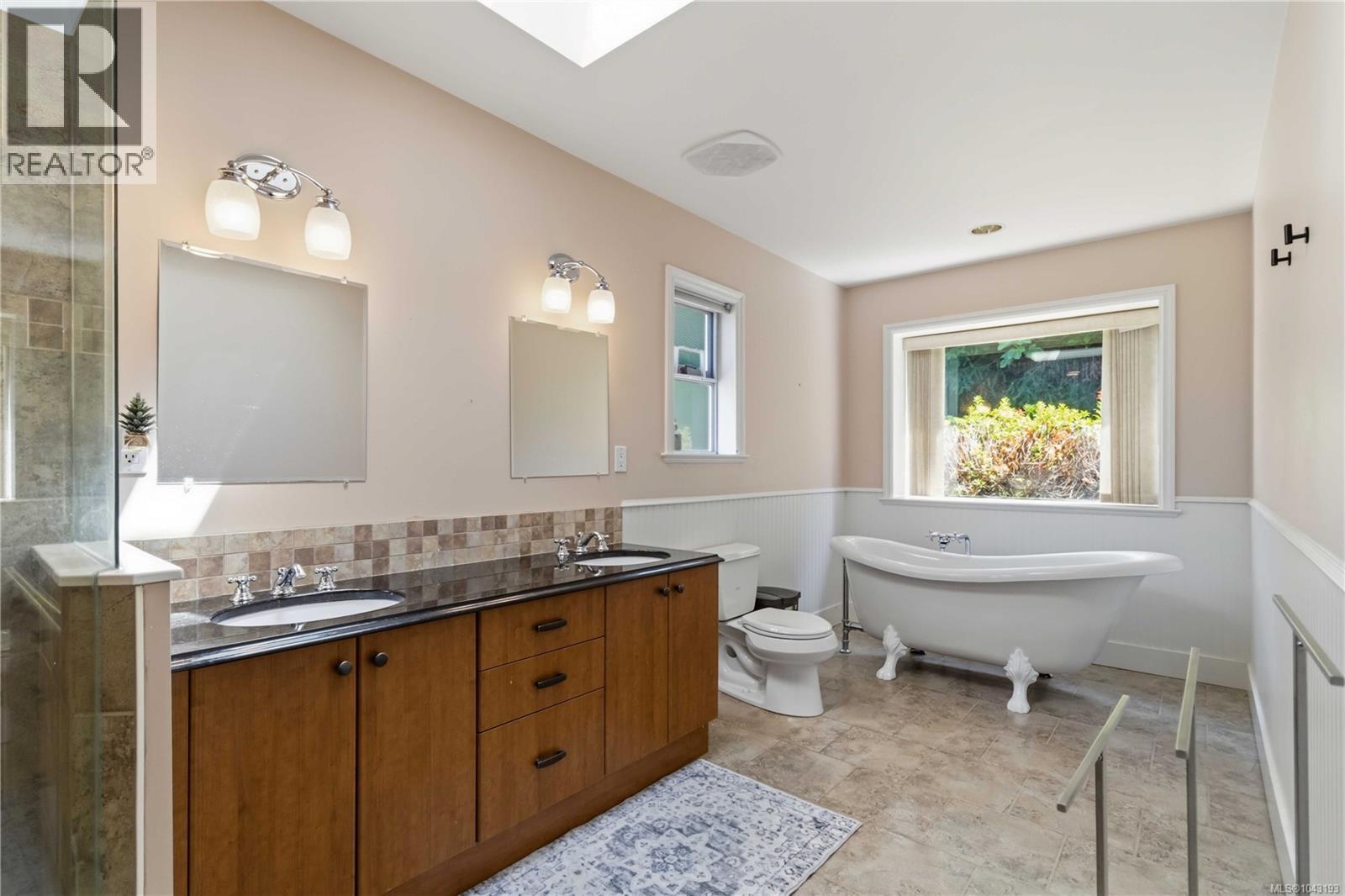 4343 Emily Carr Dr, Saanich, British Columbia  V8X 5E4 - Photo 20 - 1043193