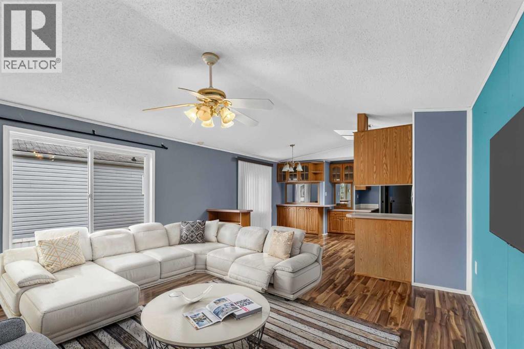 121 Couture Lane, Fort Mcmurray, Alberta  T9K 1X3 - Photo 6 - A2312094