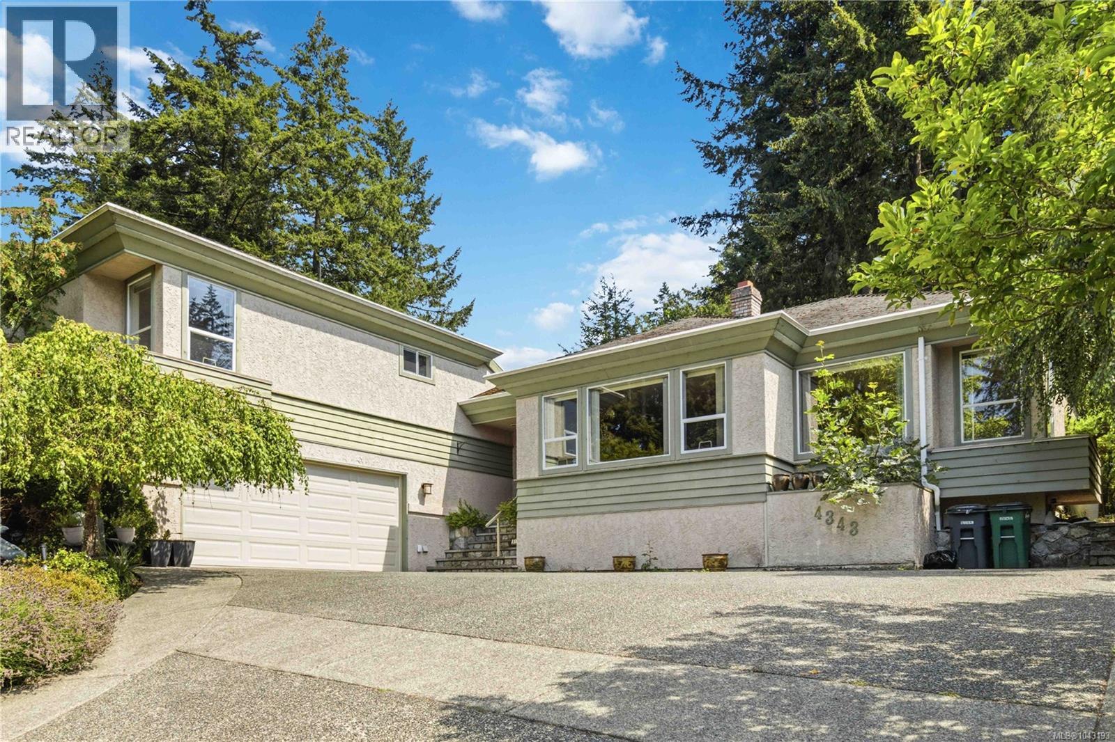 4343 Emily Carr Dr, Saanich, British Columbia  V8X 5E4 - Photo 2 - 1043193