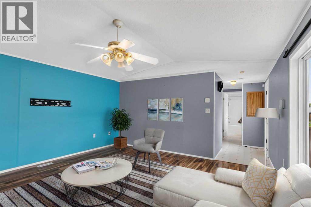 121 Couture Lane, Fort Mcmurray, Alberta  T9K 1X3 - Photo 7 - A2312094