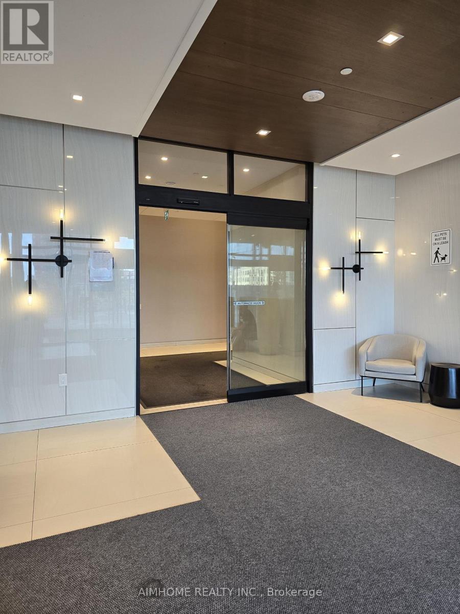 N1113 - 7 Golden Lion Heights, Toronto, Ontario  M6R 2J3 - Photo 4 - C13631872