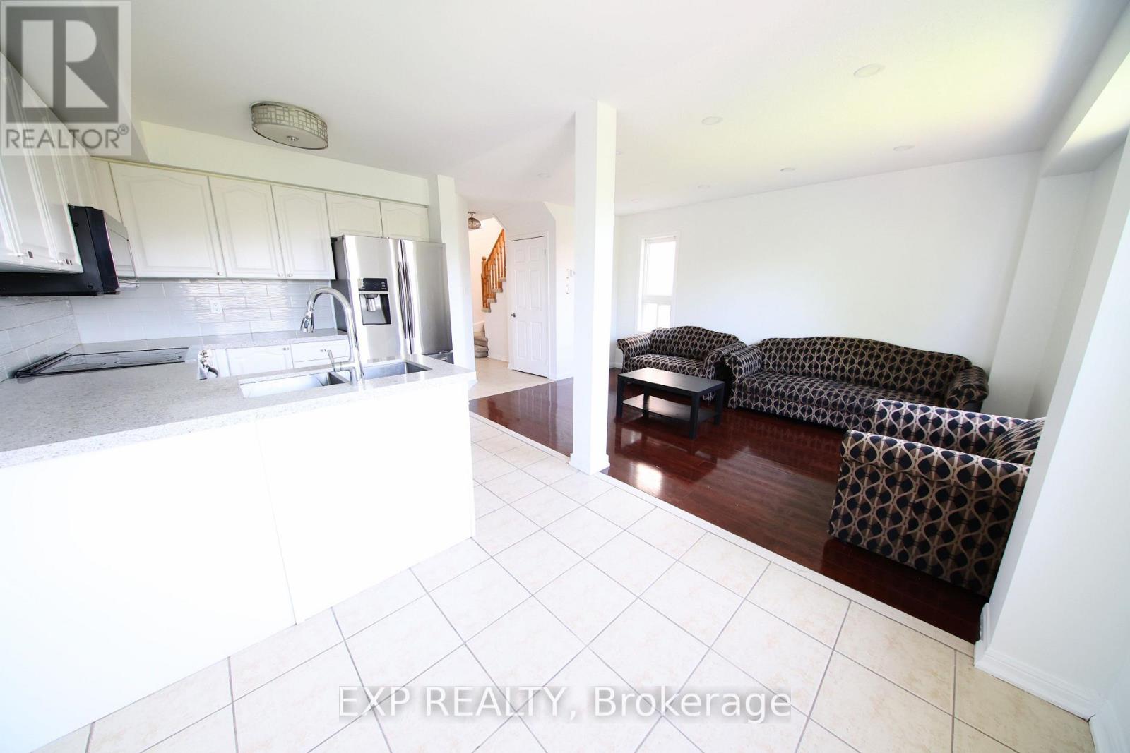 1036 Southport Drive, Oshawa, Ontario  L1H 8A3 - Photo 15 - E13614838