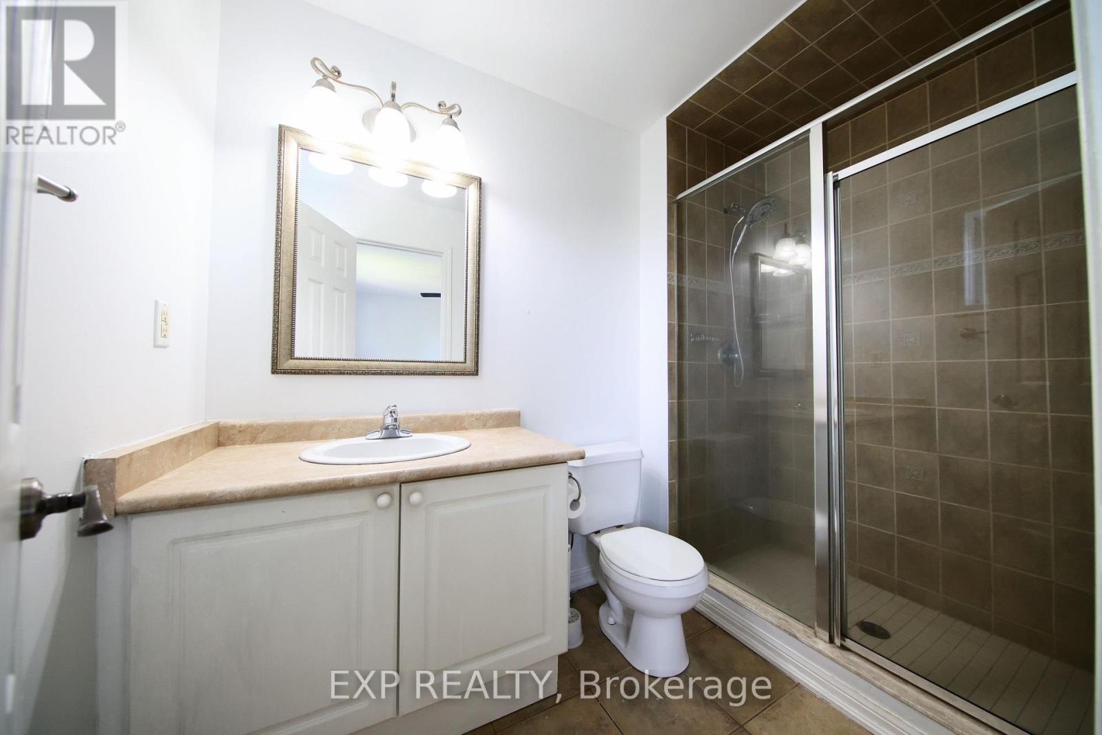 1036 Southport Drive, Oshawa, Ontario  L1H 8A3 - Photo 21 - E13614838