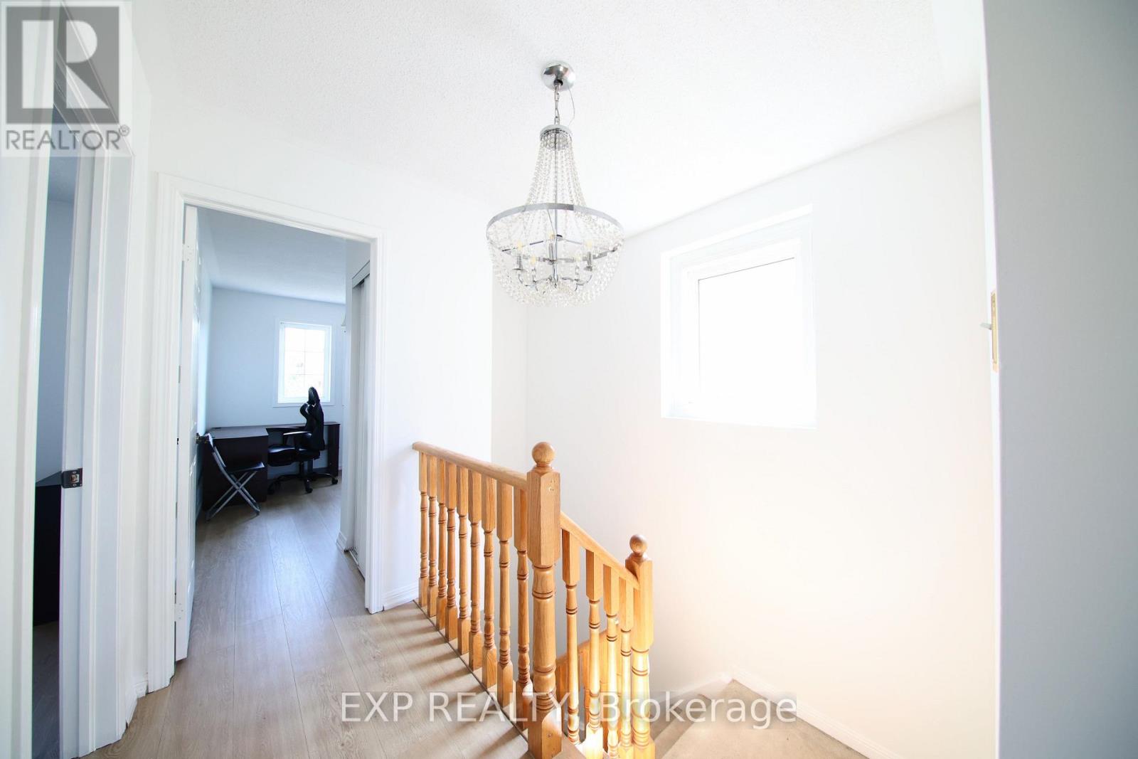 1036 Southport Drive, Oshawa, Ontario  L1H 8A3 - Photo 19 - E13614838