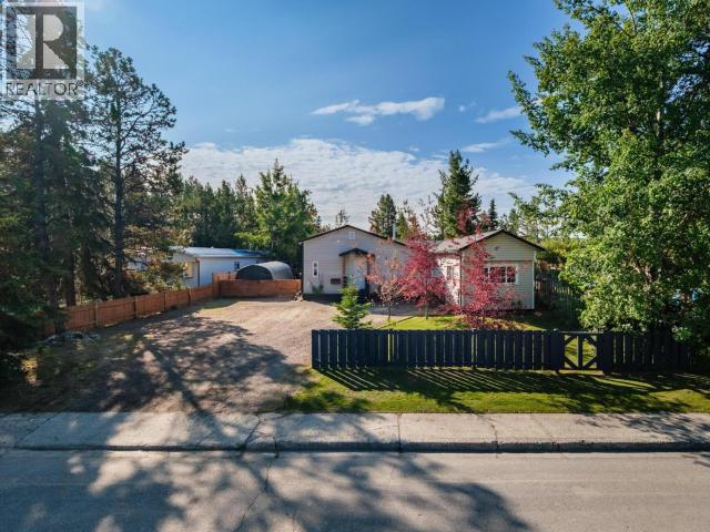 6 Ebony Place, Whitehorse, Yukon  Y1A 4R7 - Photo 2 - 17615