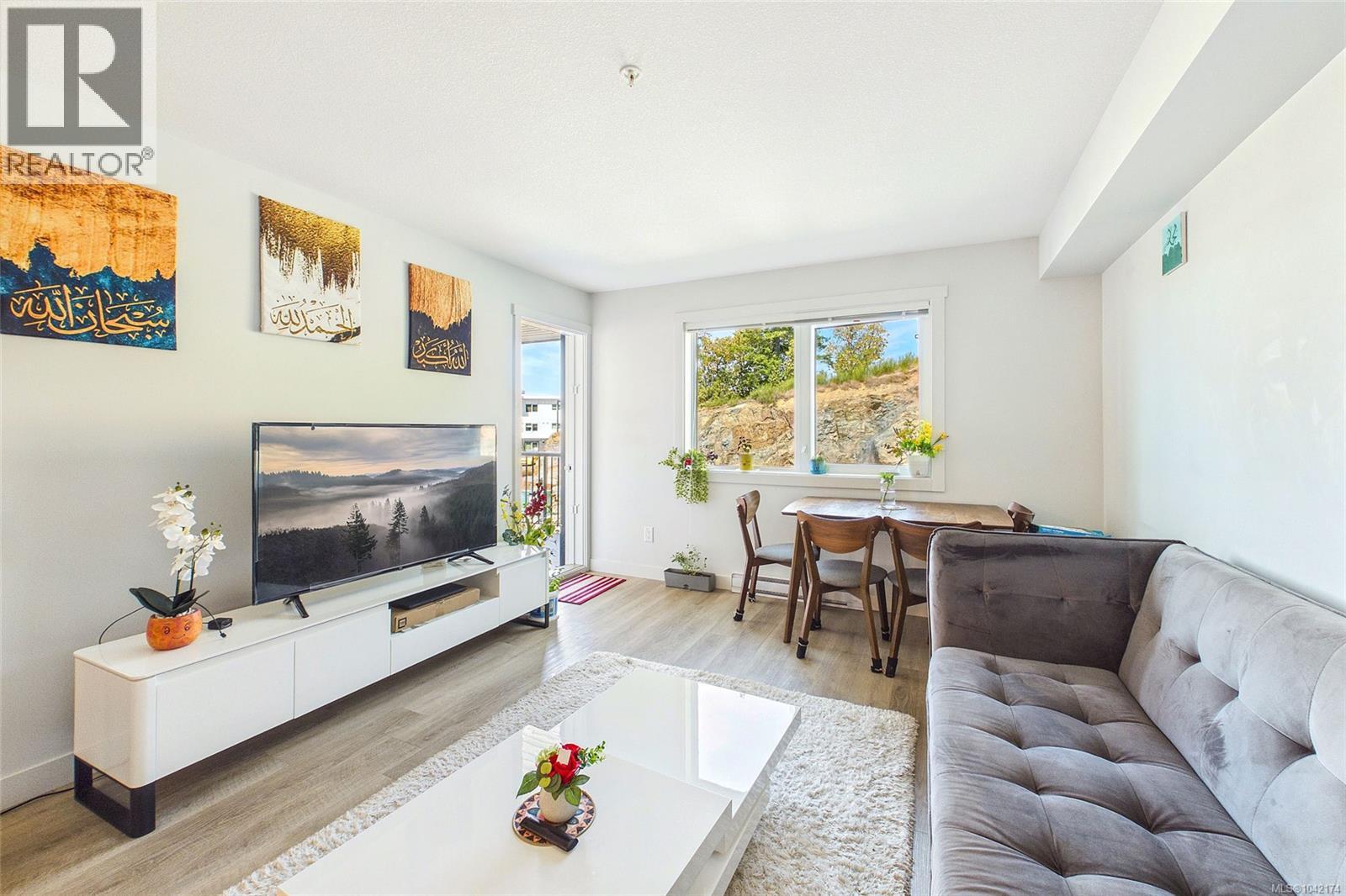 204 4820 Cedar Ridge Pl, Nanaimo, British Columbia  V9T 0M7 - Photo 7 - 1042174