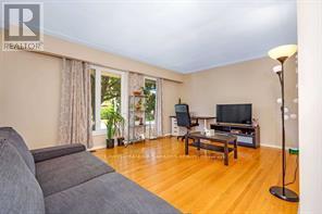 2095 Haig Drive, Ottawa, Ontario K1G 2K8 - Photo 3 - X13681236