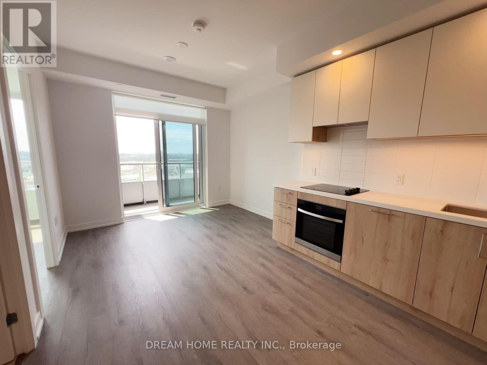 21 Meadowdale Road, Vaughan, Ontario L4K 0H6 - Photo 5 - N13678684