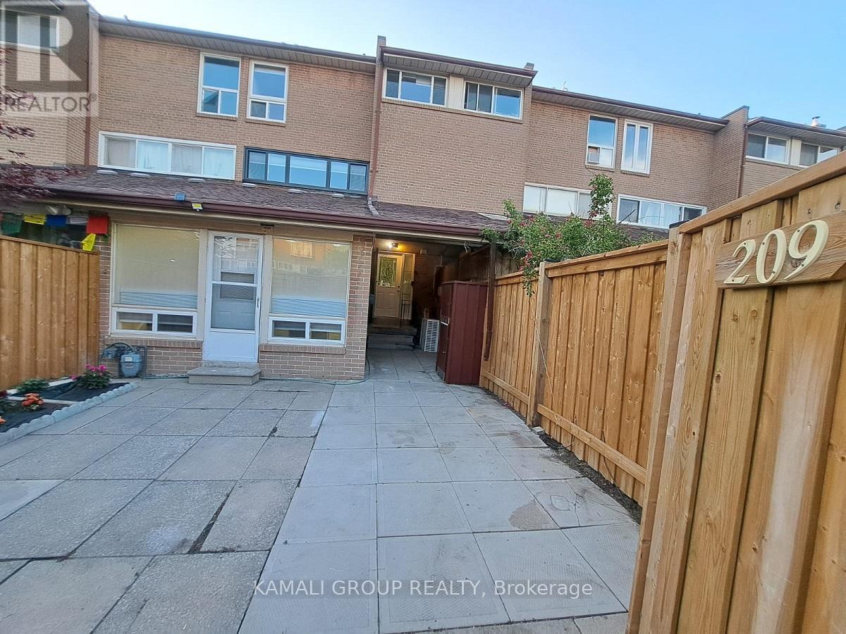 262 John Garland Boulevard, Toronto, Ontario  M9V 1N8 - Photo 32 - W13539408