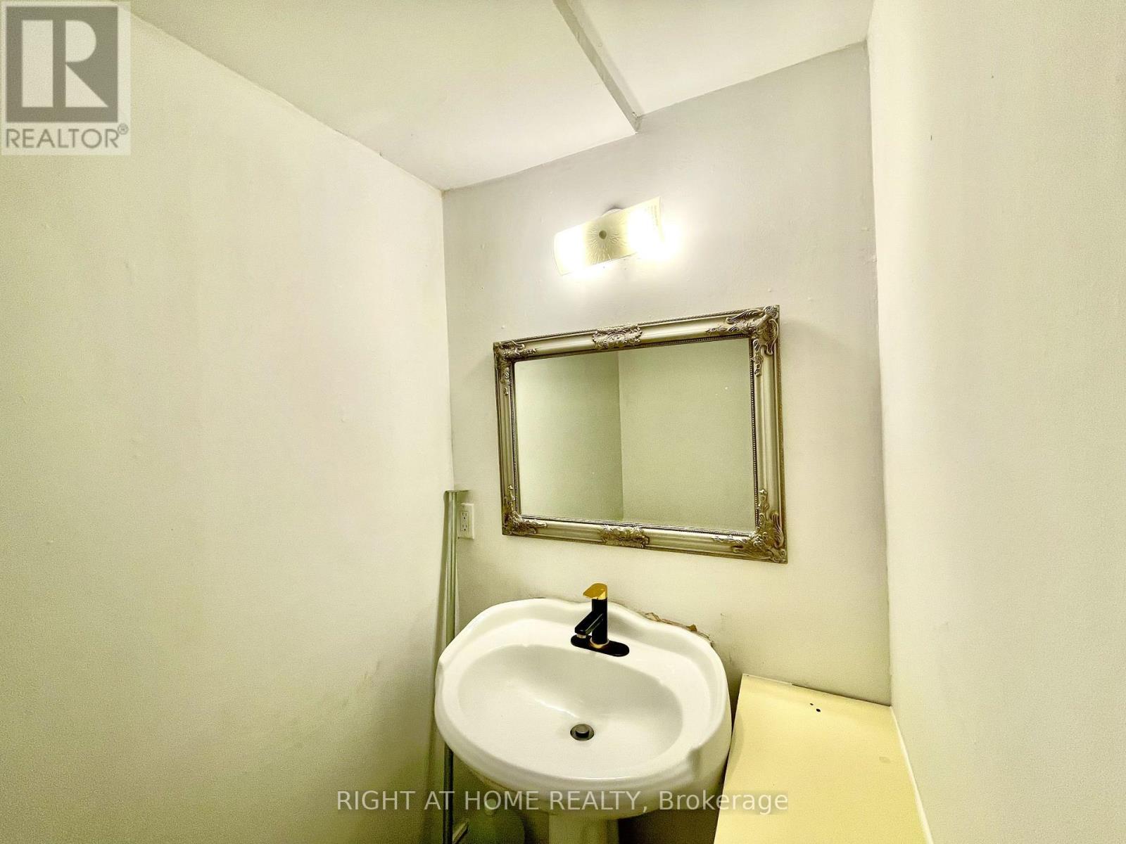 B - 108 Littleleaf Drive, Toronto, Ontario  M1B 1Z2 - Photo 10 - E13681234