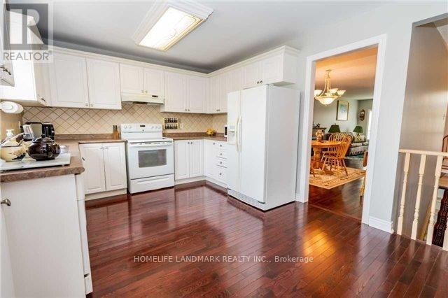 Main - 10 Marjoy Avenue, Barrie, Ontario  L4M 6N6 - Photo 4 - S13681240
