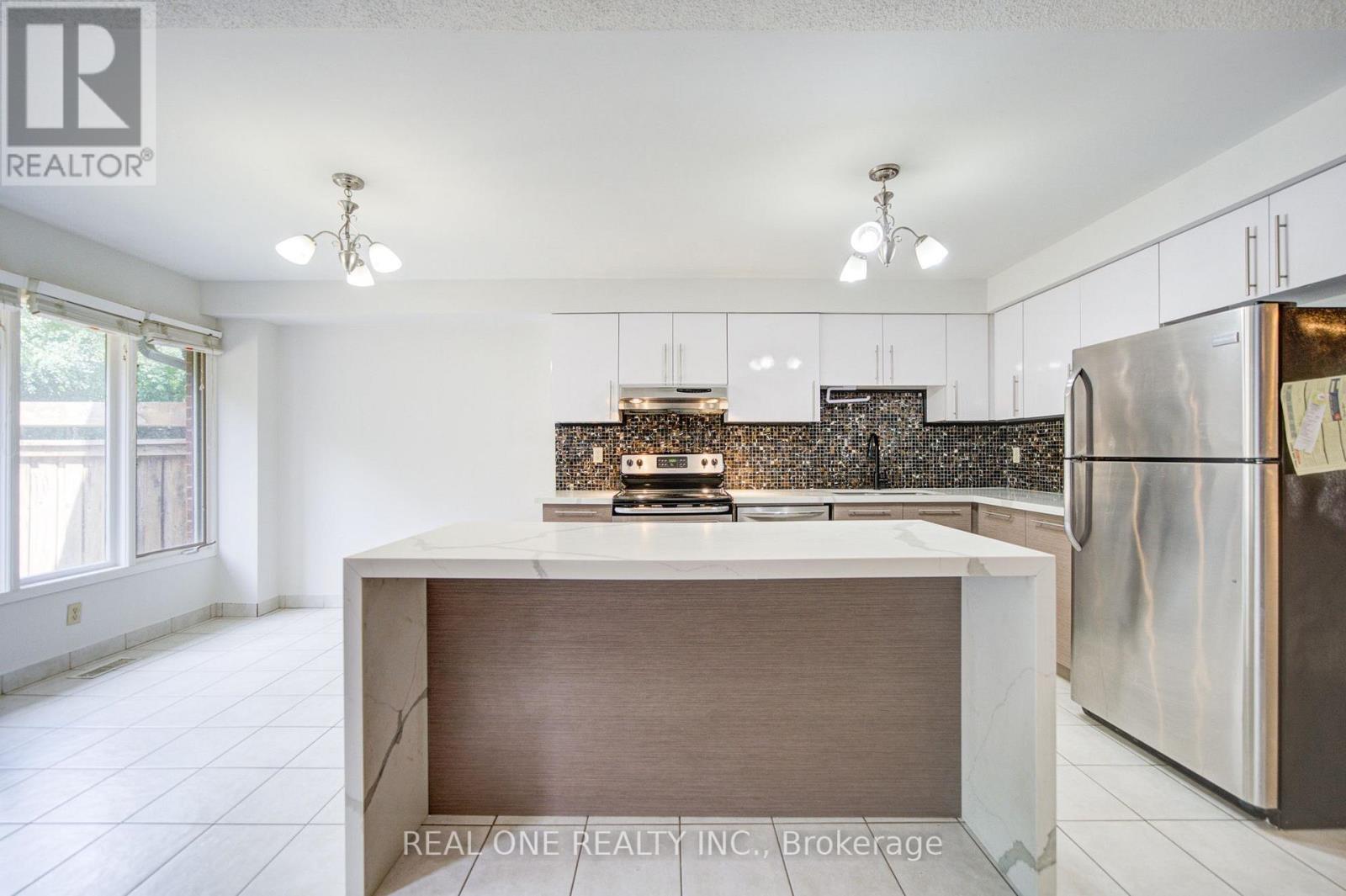 2593 Addingham Crescent, Oakville, Ontario  L6J 7K6 - Photo 10 - W13681238