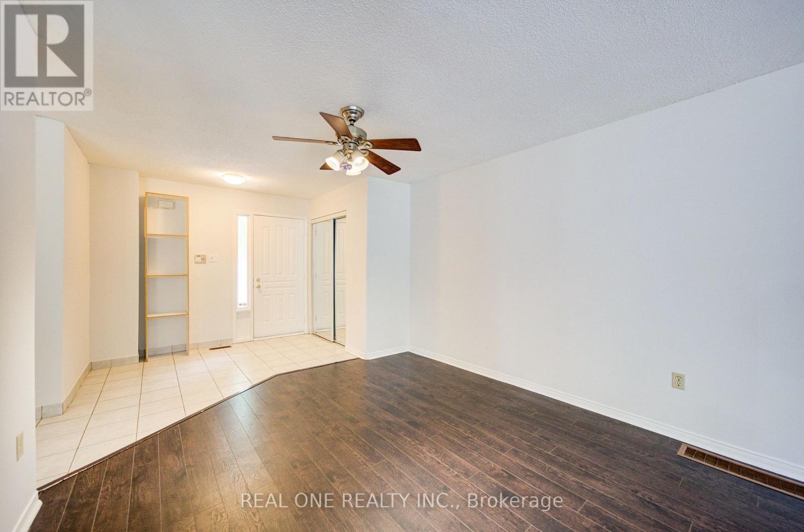 2593 Addingham Crescent, Oakville, Ontario  L6J 7K6 - Photo 2 - W13681238