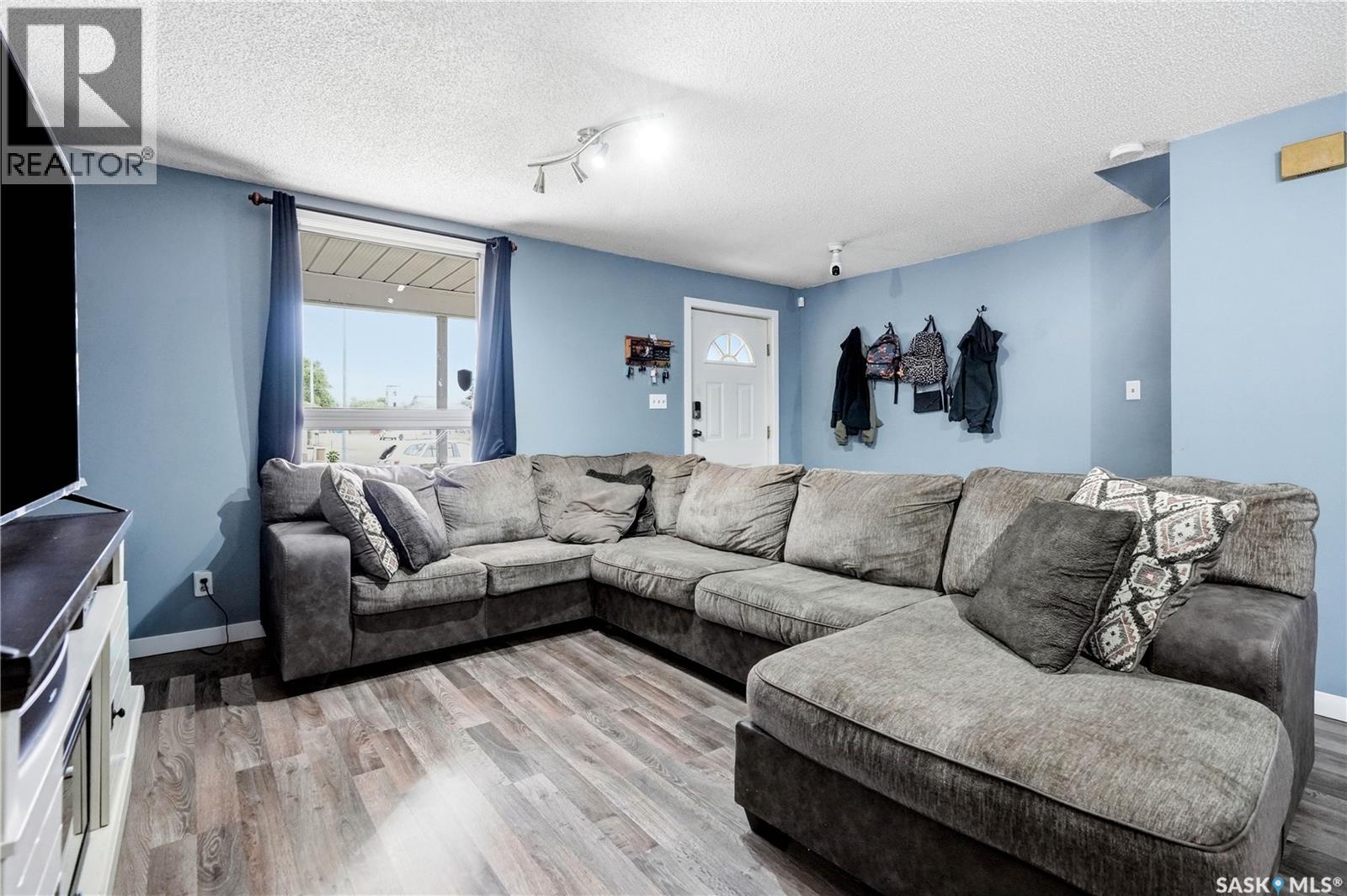 1191 1st Avenue Ne, Moose Jaw, Saskatchewan  S6H 1A2 - Photo 7 - SK045724