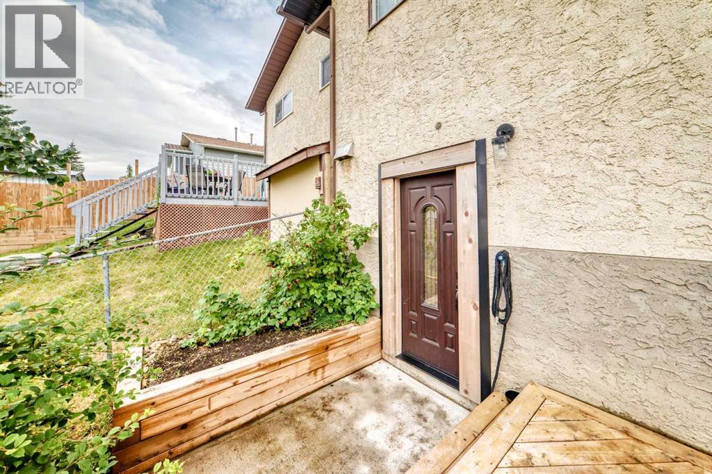 270 Glenpatrick Drive, Cochrane, Alberta  T4C 1G6 - Photo 46 - A2337688