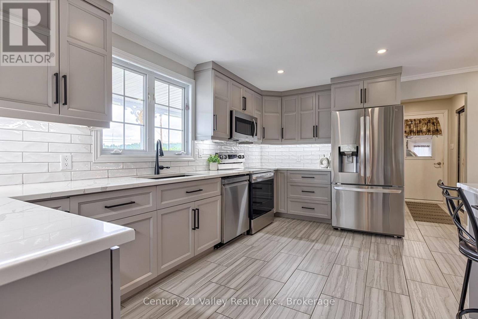 406 Water Street, Bonnechere Valley, Ontario  K0J 1T0 - Photo 22 - X13661756