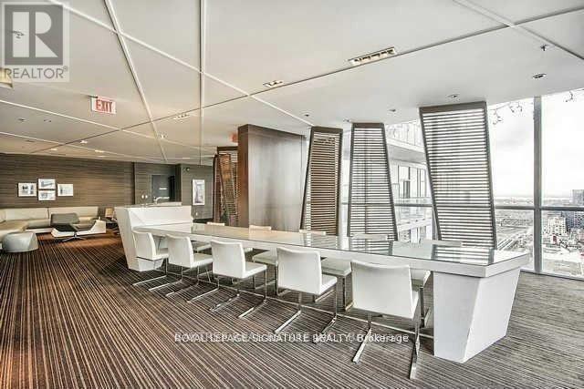 411 - 840 St Clair Avenue W, Toronto, Ontario  M6C 1C1 - Photo 21 - C13681276