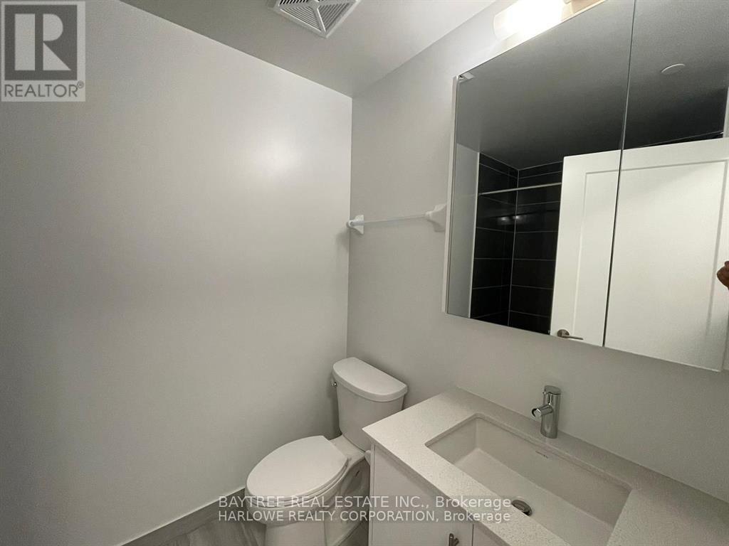 911 - 105 Oneida Crescent, Richmond Hill, Ontario  L4B 0B1 - Photo 10 - N13681266