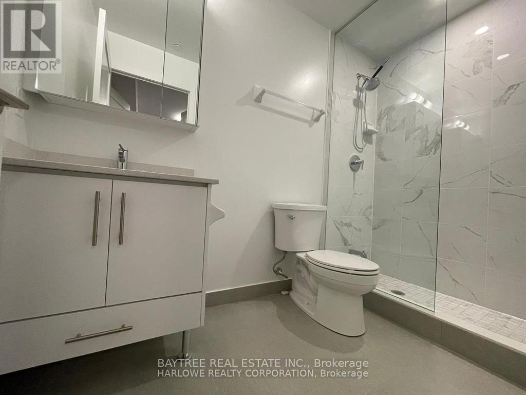 911 - 105 Oneida Crescent, Richmond Hill, Ontario  L4B 0B1 - Photo 7 - N13681266