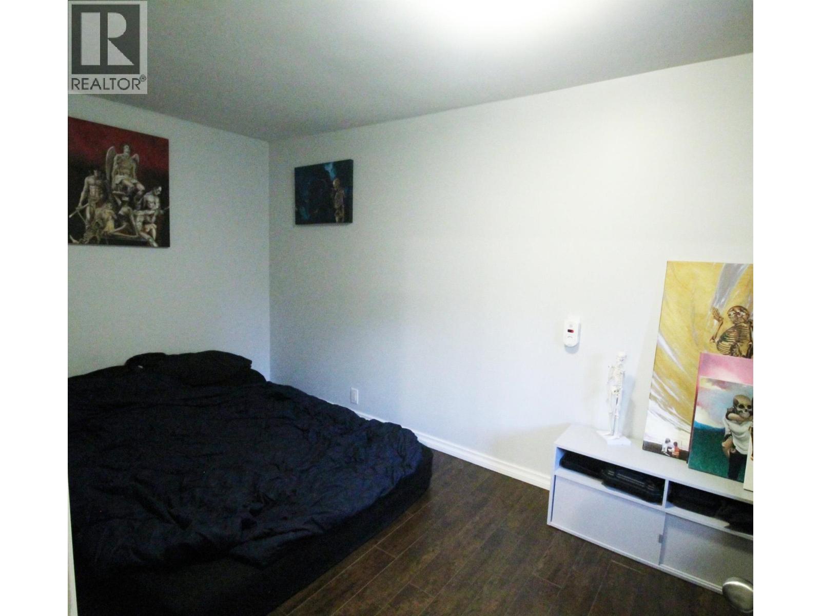 737 Robinson, Coquitlam, British Columbia  V3J 4E9 - Photo 6 - R3156183