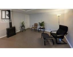 737 ROBINSON, Coquitlam, British Columbia