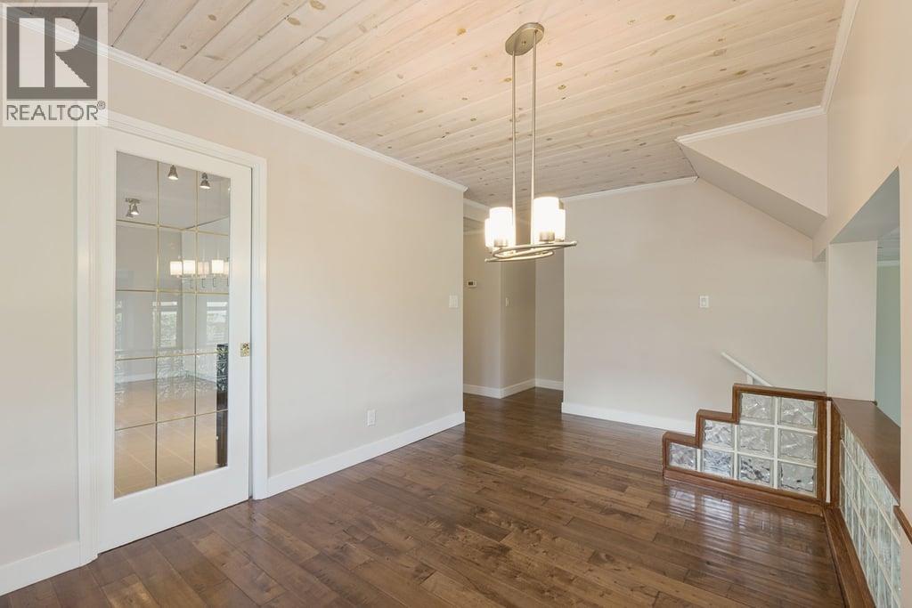 1056 Lillooet Road, North Vancouver, British Columbia  V7J 2H8 - Photo 8 - R3156185