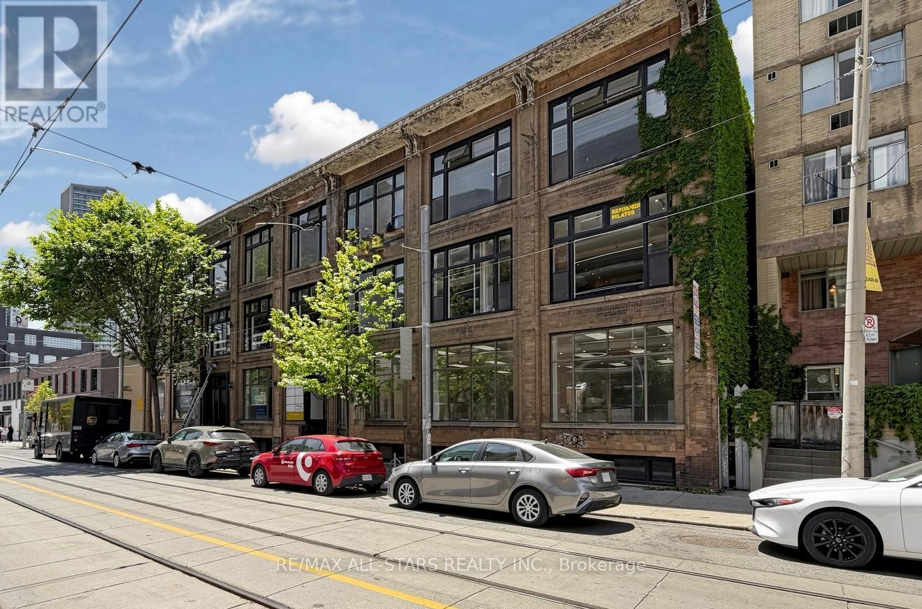 303 - 14 Mccaul Street, Toronto, Ontario  M5T 1V6 - Photo 9 - C12960440