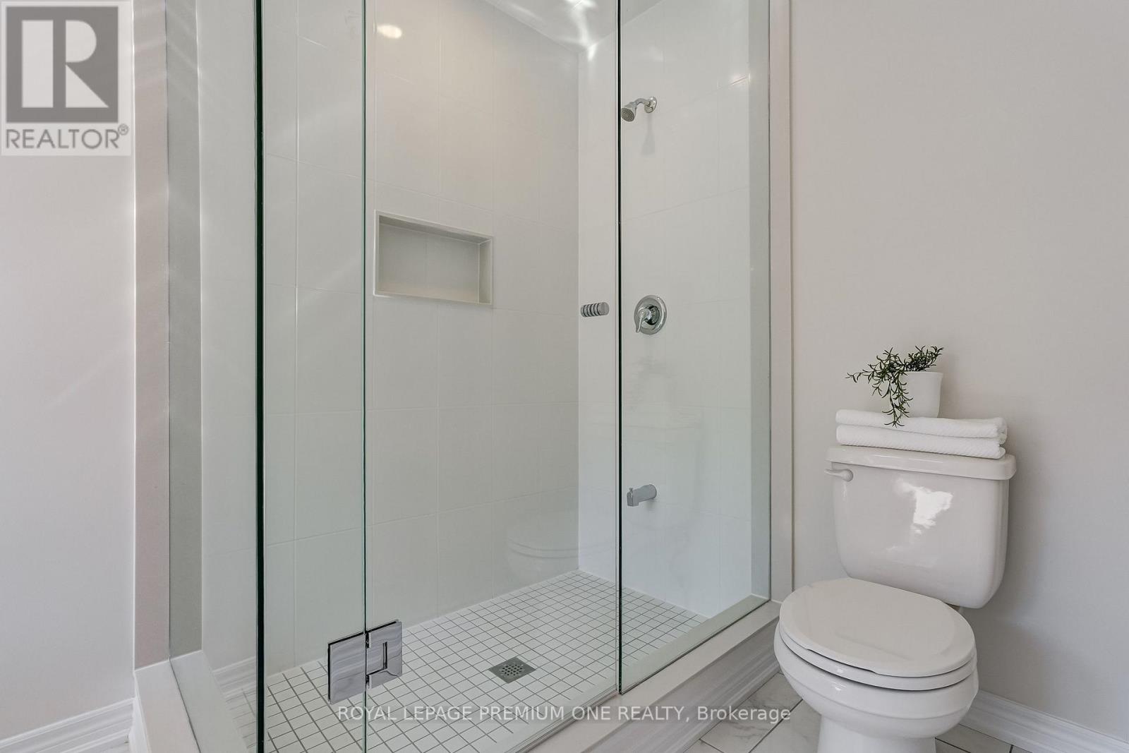 56 Raymond Schell Avenue, Markham, Ontario  L6C 3T5 - Photo 38 - N13680782