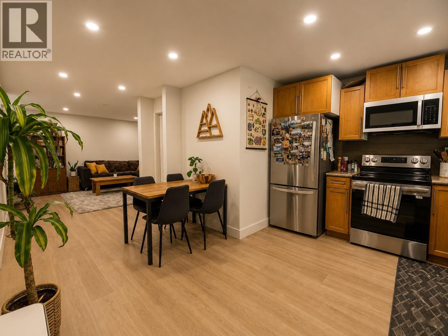 869 Clements Avenue, North Vancouver, British Columbia  V7R 2K6 - Photo 8 - R3139422