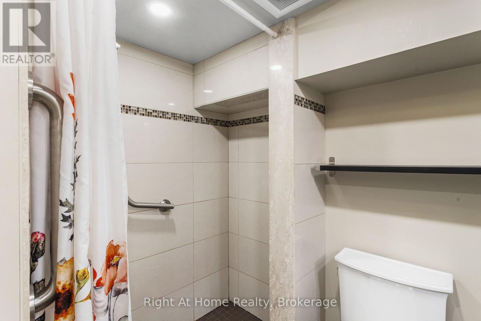 Basement - 1042 St Clarens Avenue, Toronto, Ontario  M6H 3X7 - Photo 5 - W13681306