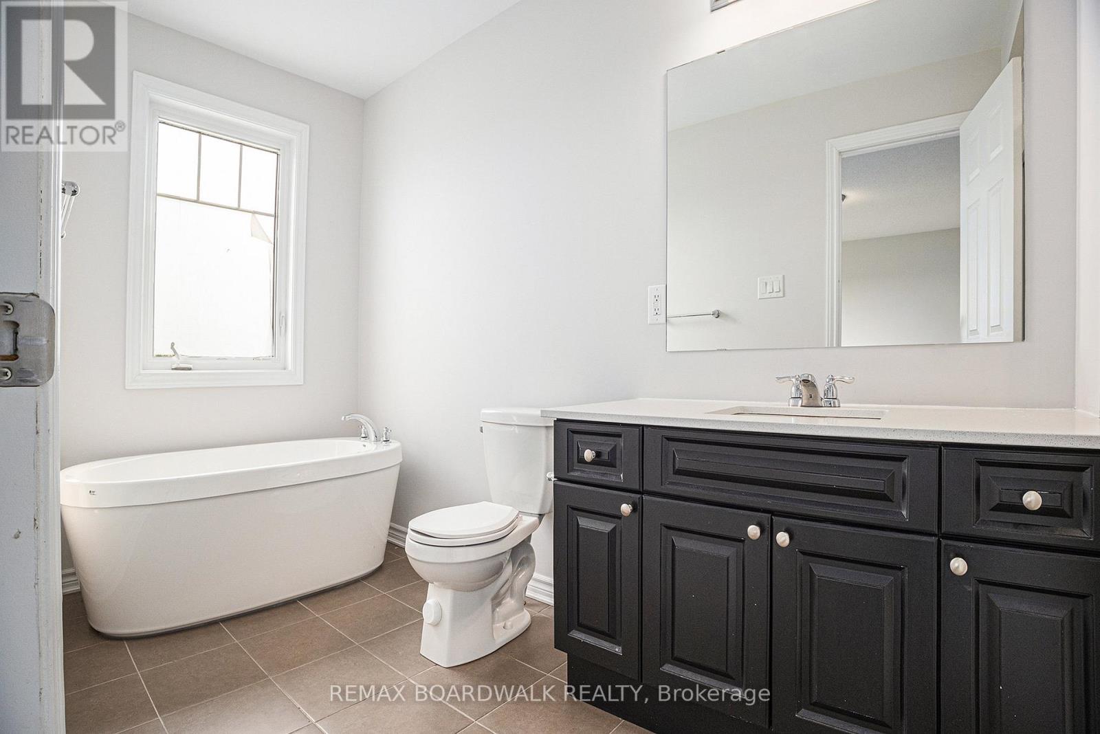 628 Monardia Way, Ottawa, Ontario  K4A 1C8 - Photo 12 - X13681308