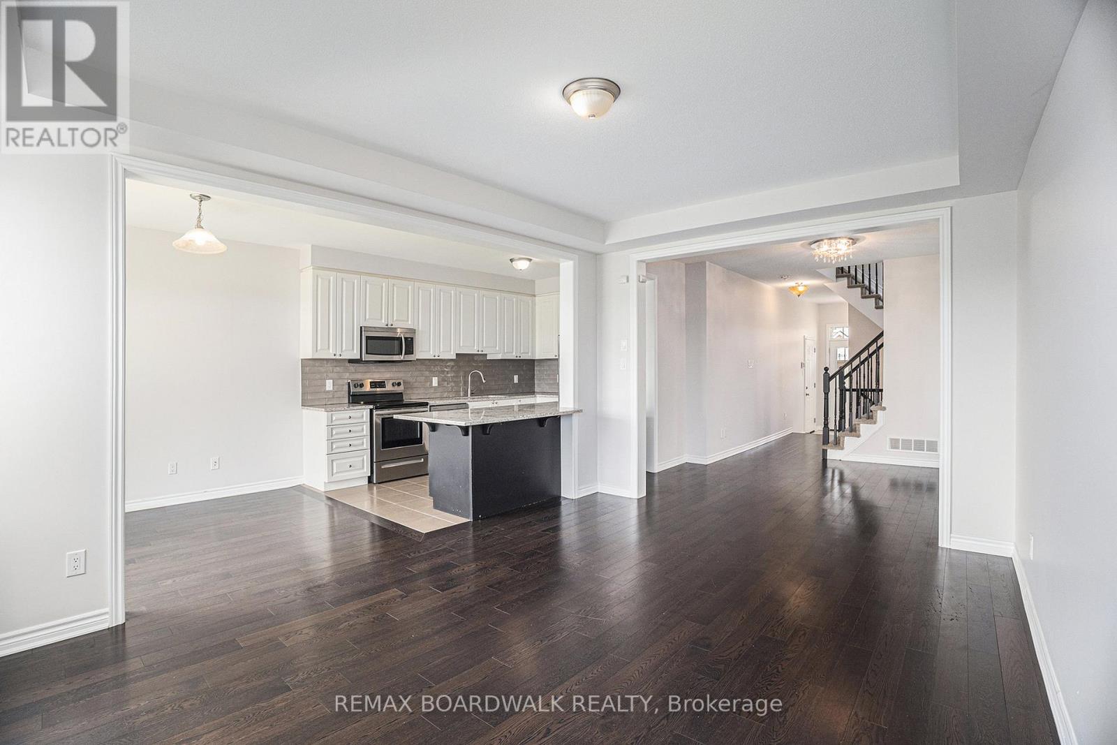628 Monardia Way, Ottawa, Ontario  K4A 1C8 - Photo 4 - X13681308
