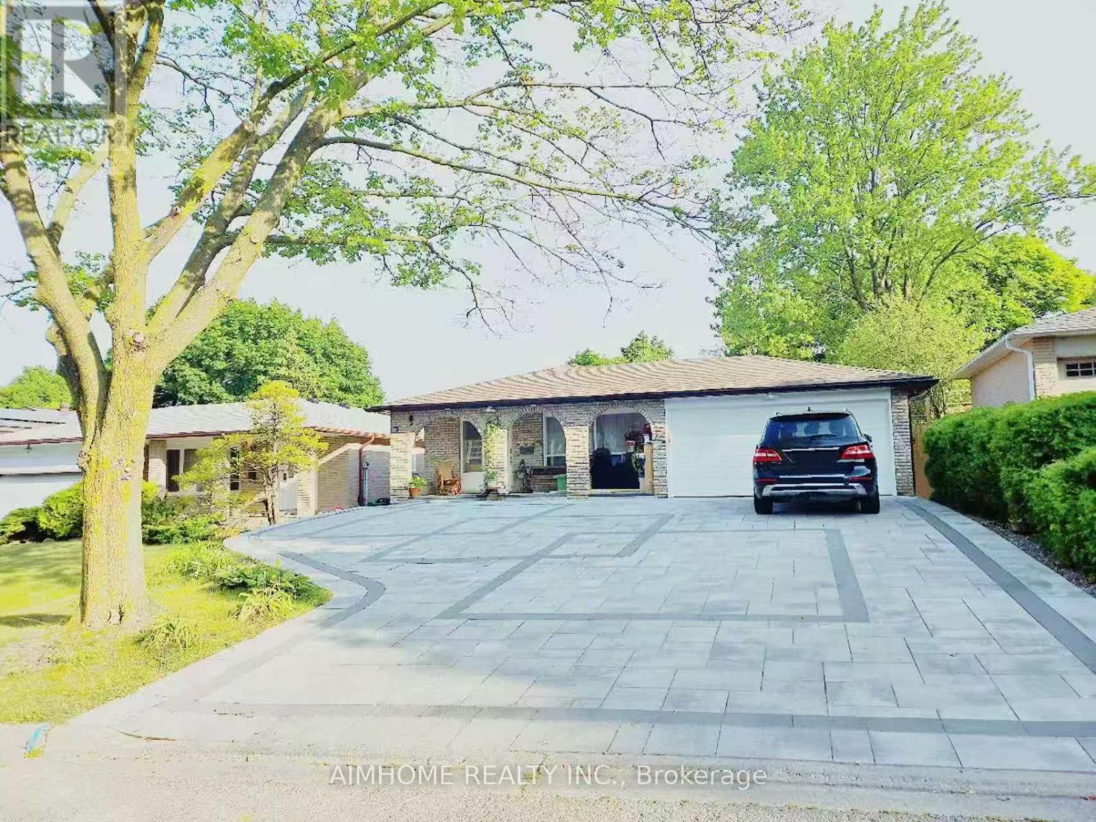 BASEMENT APARTMENT - 28 CASTLE HARBOUR LANE W, Markham, Ontario