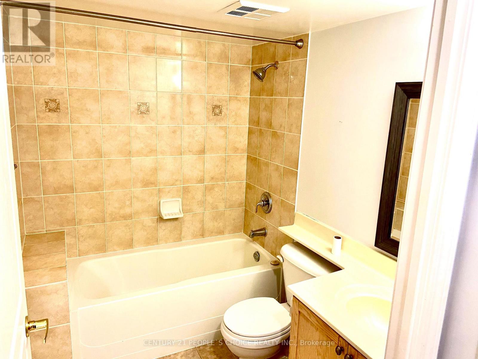 1001 - 4879 Kimbermount Avenue, Mississauga, Ontario  L5M 7R8 - Photo 4 - W13681310